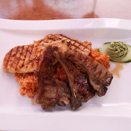 Tuniberg Restaurant Отель