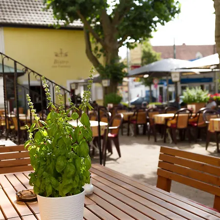 Tuniberg Restaurant 3*