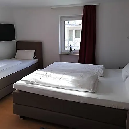 Tuniberg Restaurant 3*