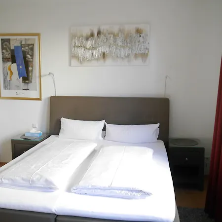 Tuniberg Restaurant 3* 弗赖堡