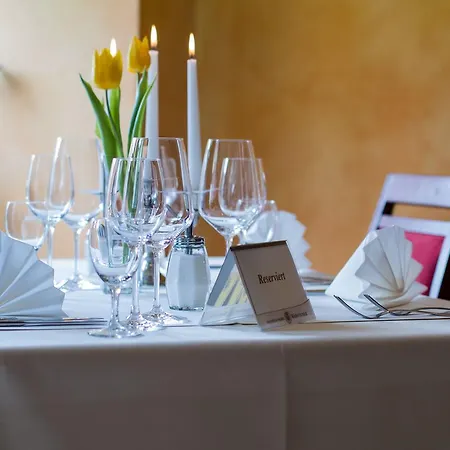 Hotel Tuniberg Restaurant 3*