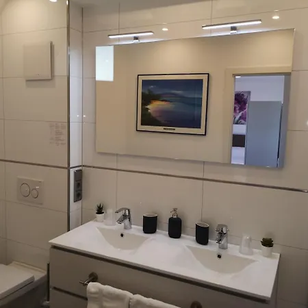 Tuniberg Restaurant 弗赖堡