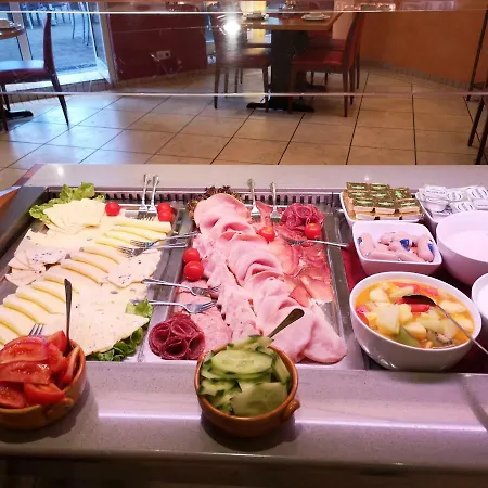 Hotel Tuniberg Restaurant 3*