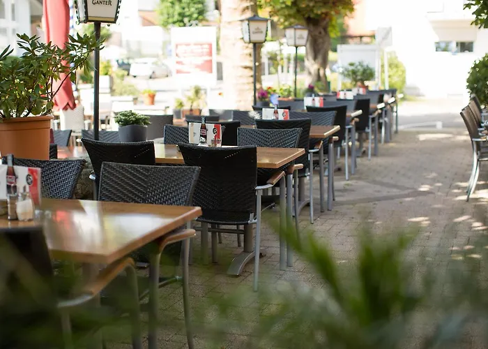 Tuniberg Restaurant Hotel 3*