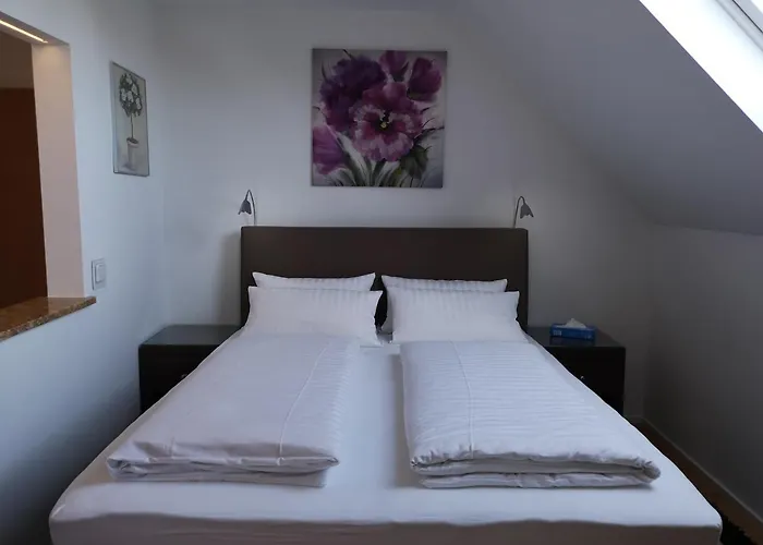 Tuniberg Restaurant 3*